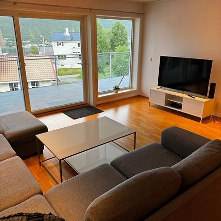 Sentral Leilighet Med Fantastisk Utsikt Tromsø Exterior foto